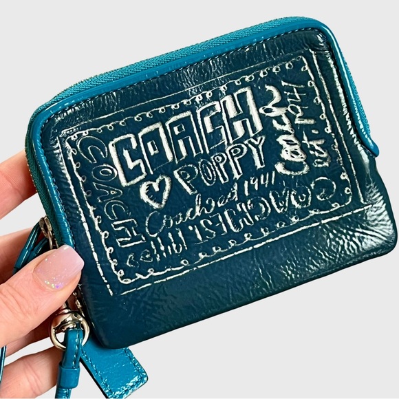 Coach Handbags - Vintage Coach Teal & Navy Patent Leather Poppy Zip Wristlet Wallet